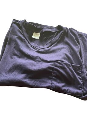 Real Essentials size XS Pocket V-Neck Tee in purple